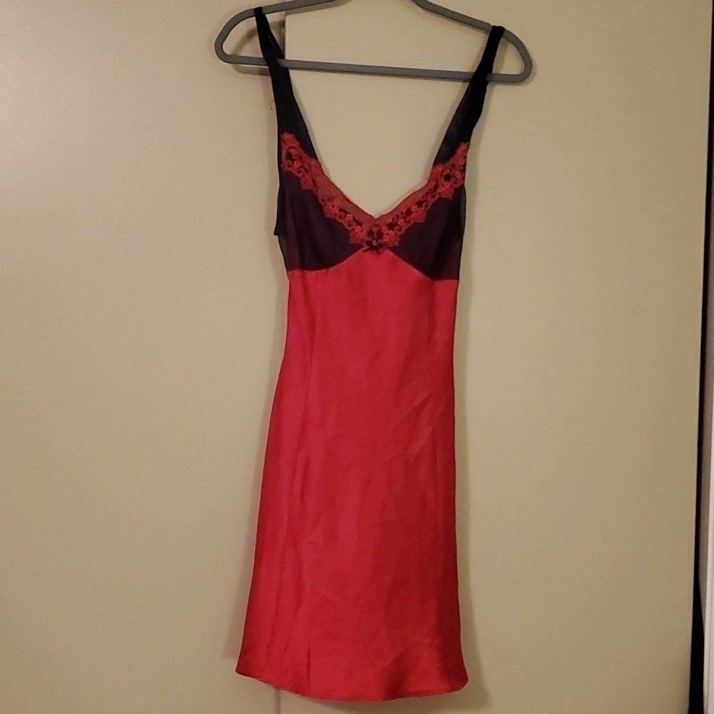 Linea Donatella Red Chemise Lingerie Size Large
